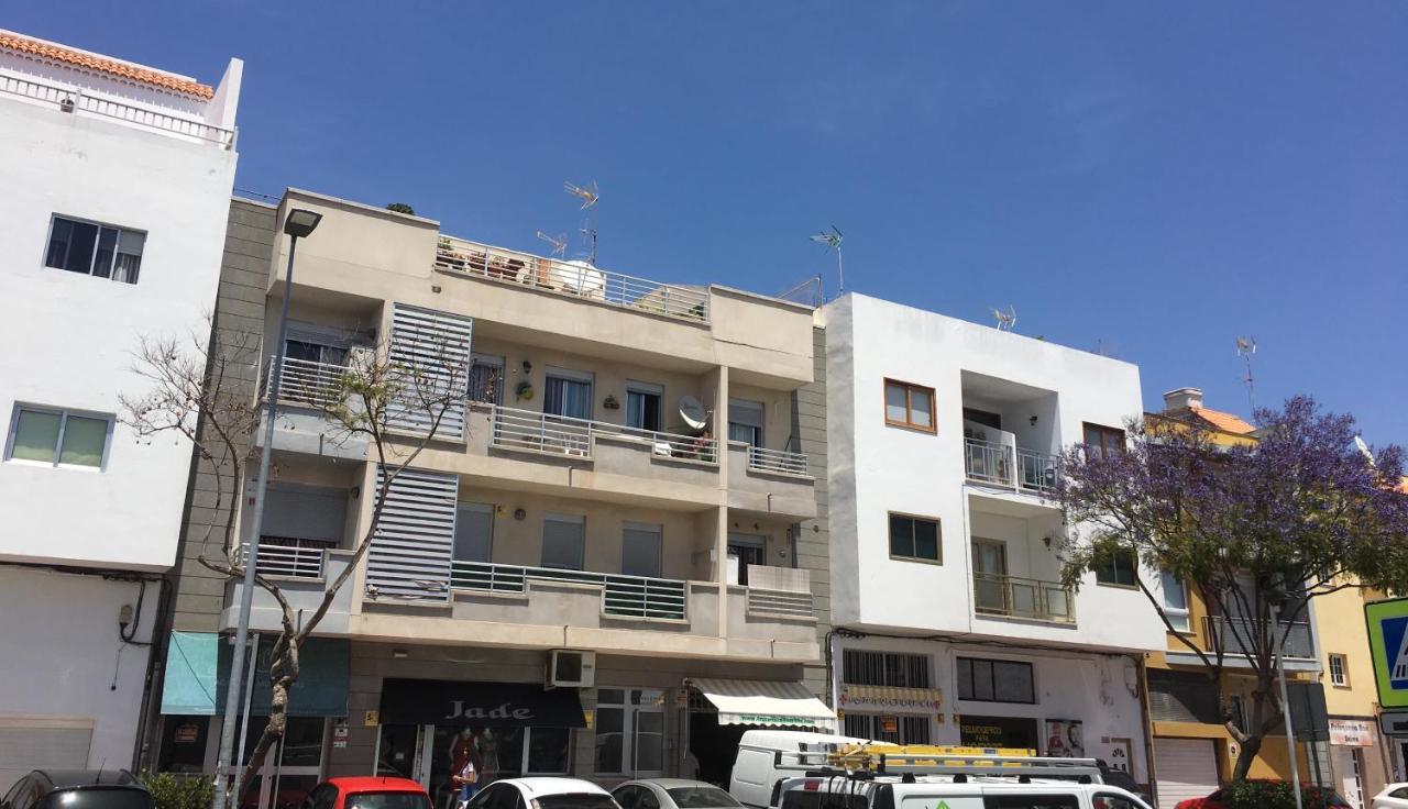 Cosy Apartment With Rooftop Terrace And Wifi Valle de San Lorenzo Buitenkant foto
