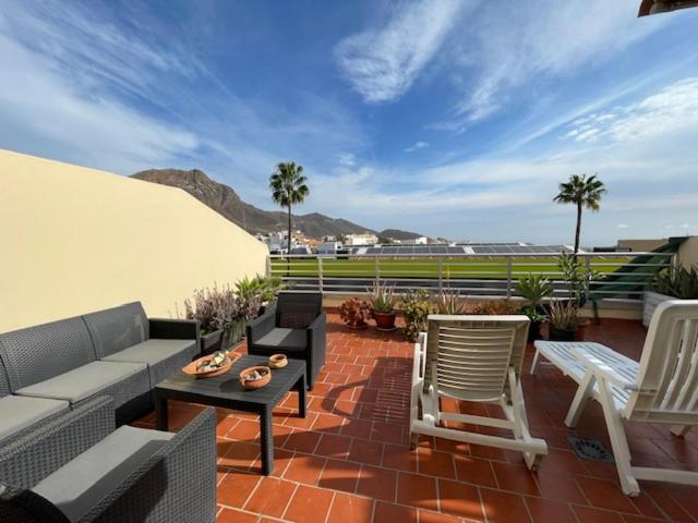Cosy Apartment With Rooftop Terrace And Wifi Valle de San Lorenzo Buitenkant foto